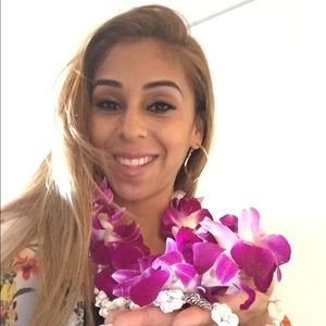 Meet your Posher, Cecilia