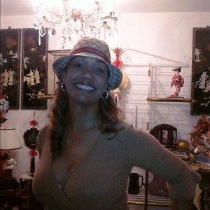 Meet your Posher, Paloma