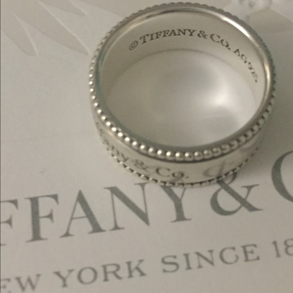 ❌SOLD❌Authentic Tiffany Yours Band Ring - Picture 3 of 4