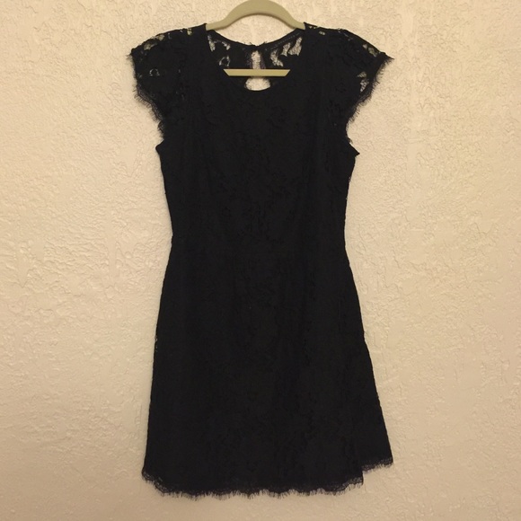 Lace backless dress