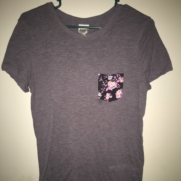 Cute grey top
