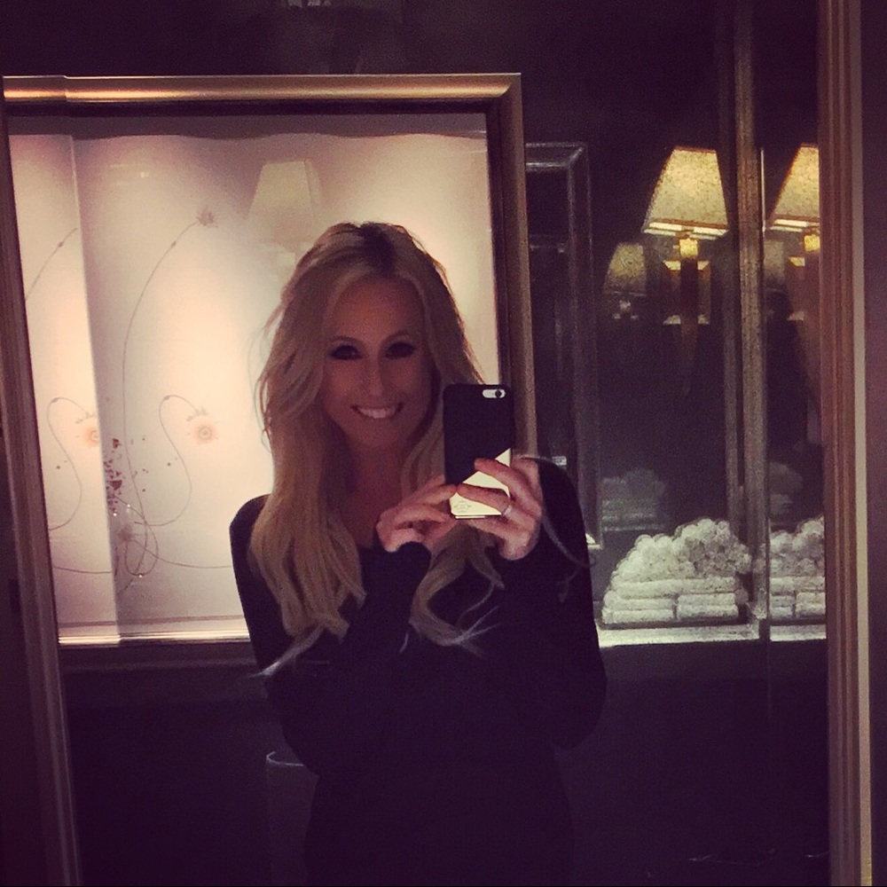 Meet your Posher, Ashley