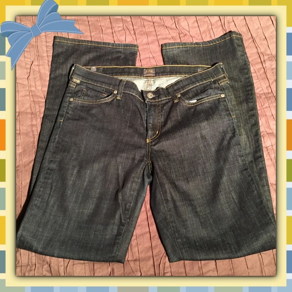 Amber - medium rise boot cut. Like New