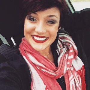 Meet your Posher, Brittany