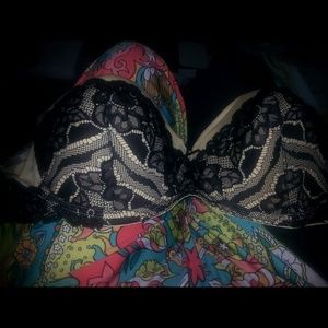Black and yellow bra lace so beautiful new
