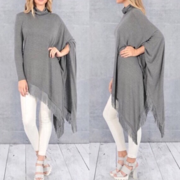 Tops - 💠NEW💠The SAMIRA asym fringe poncho top - GREY