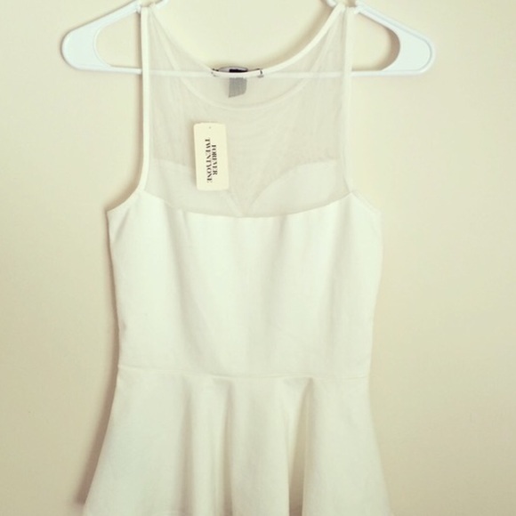 Mesh top - Picture 2 of 2