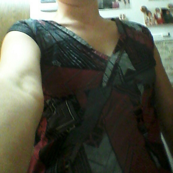 Top - Picture 3 of 4