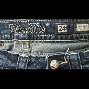 Buckle brand Miss Me jeans 24 x 31