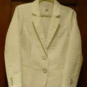 Sale.....Chico's blazer, NWOT