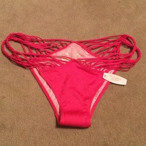 NWT VS string bikini bottom