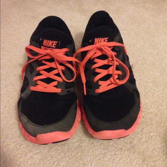Nike free runs
