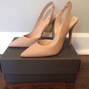 Vince Camuto "Sassa" Slingback sz8 nude fishskin