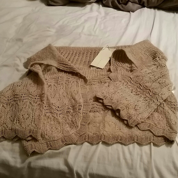 Y.A.R.N.S Alabaster Crochet Cover