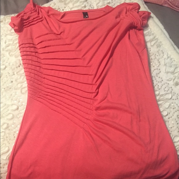 Coral rouched t-shirt