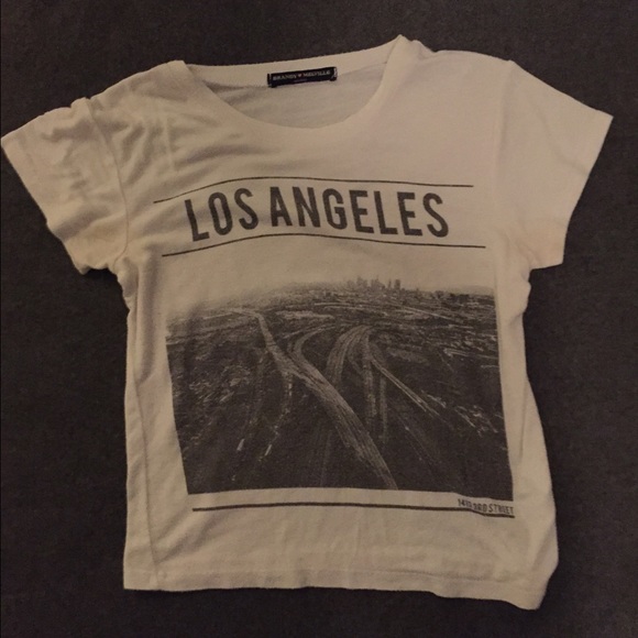 Brandy Melville Crop top