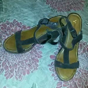 American Eagle wedges