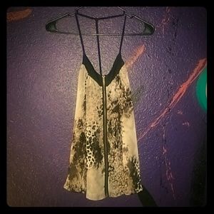 LOVE CULTURE ZIP UP TANK