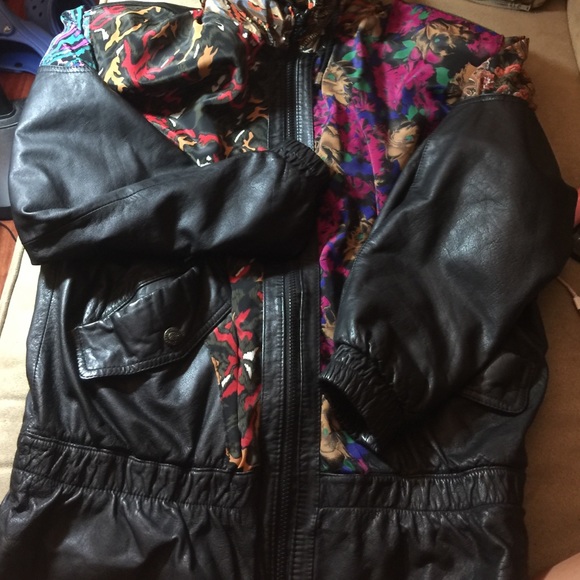 Vintage 100% leather jacket