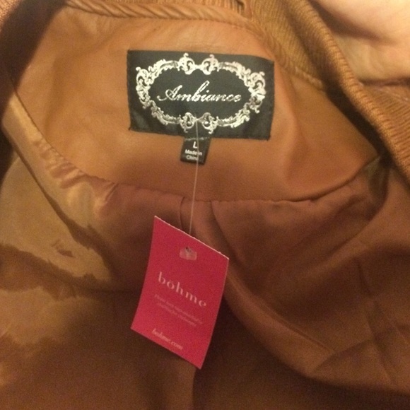 Brown leather jacket - Picture 2 of 4