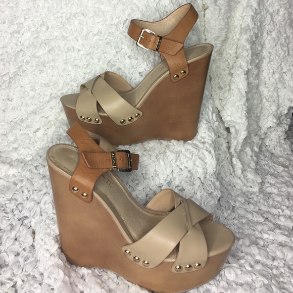 Aldo wedges