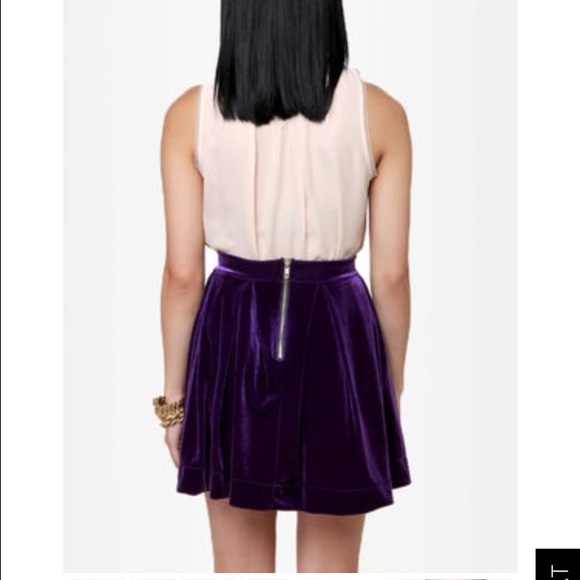 NEW PURPLE VELVET SKATER SKIRT - Picture 3 of 4