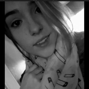 Meet your Posher, Alisha