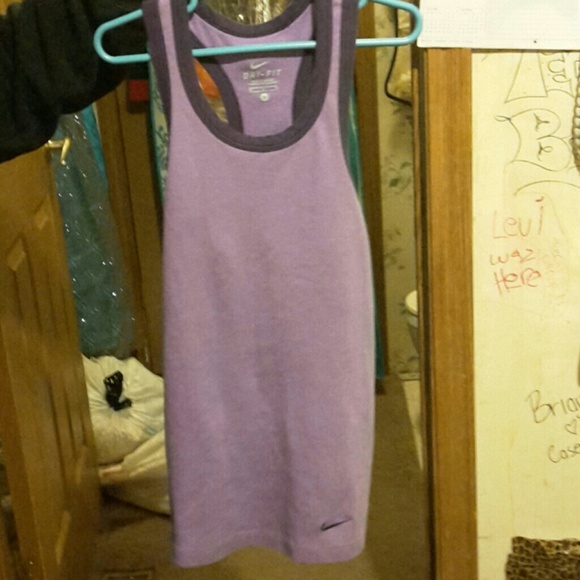 Nike dry fit tank