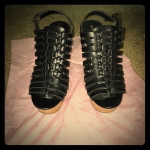 Wooden heeled Wedges