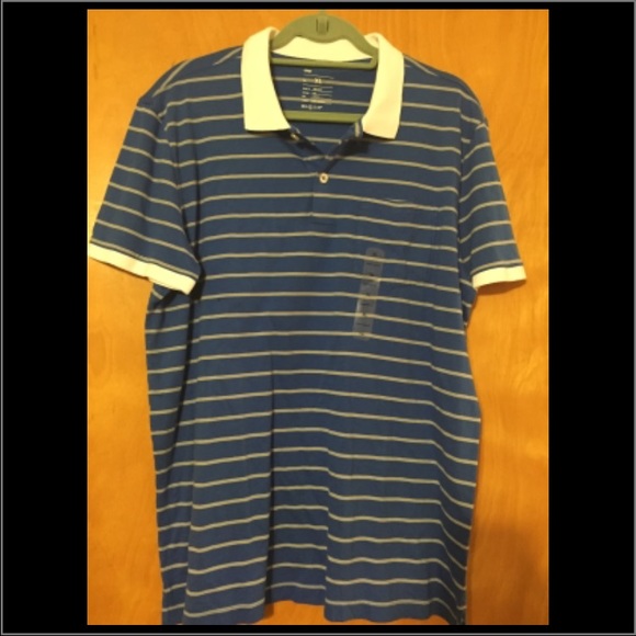 Men's Gap shirt