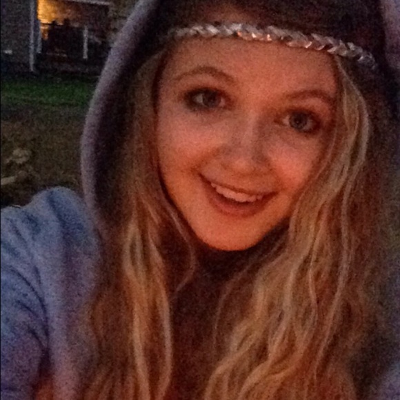 Meet your Posher, Emma