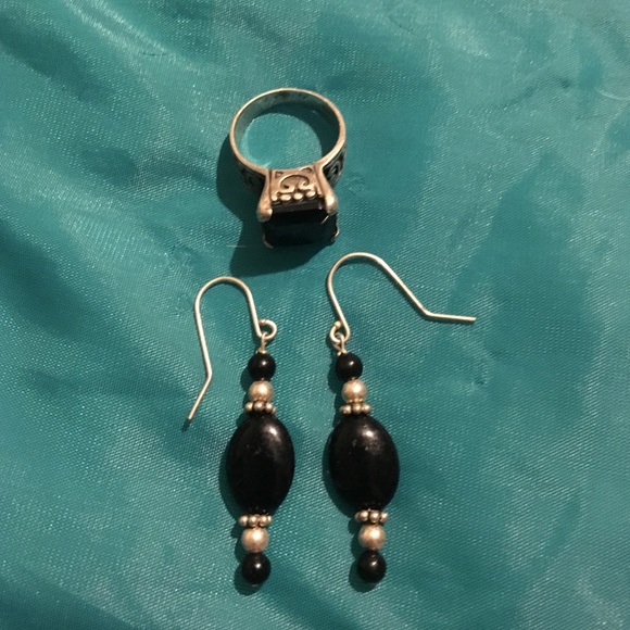Elegant Black & Silver ring and earring set