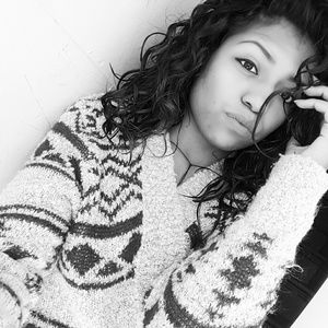 Meet your Posher, Eliana