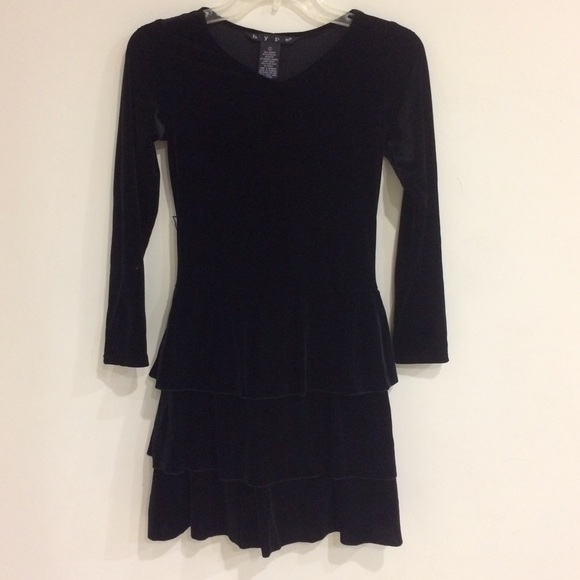 Black dress - Picture 1 of 4