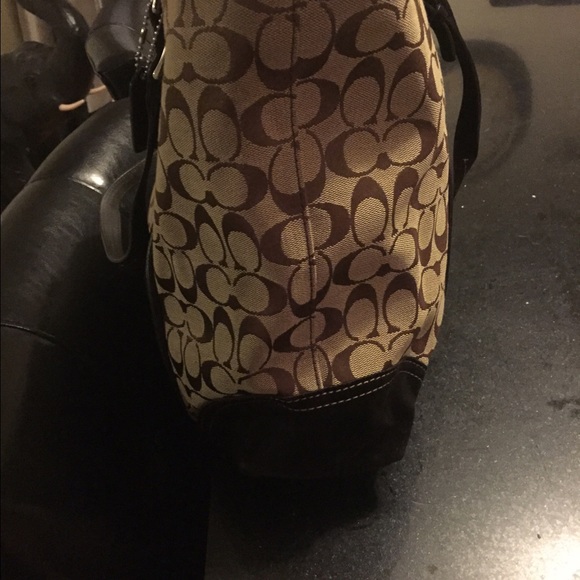 Coach Bag - Picture 2 of 4