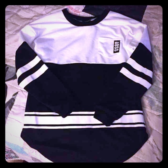 💕SOLD💕BOSS Sequin CrewNeck - Picture 1 of 4