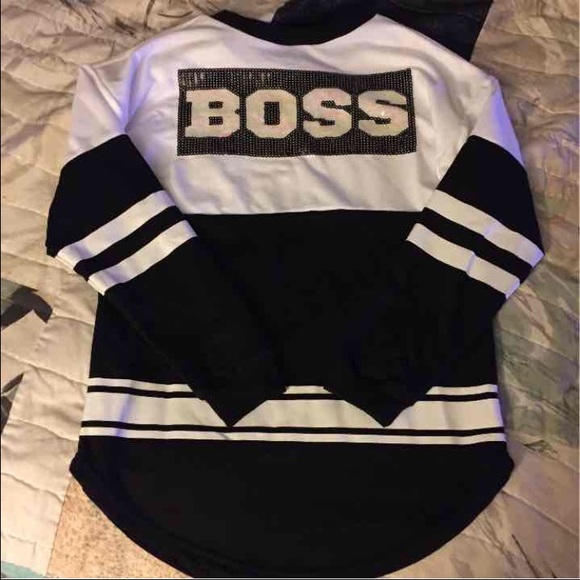 💕SOLD💕BOSS Sequin CrewNeck - Picture 2 of 4
