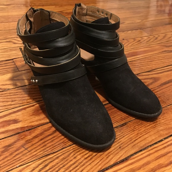 Booties - Picture 3 of 4