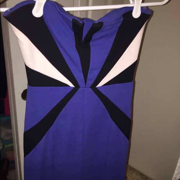 Short dress