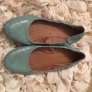 FINAL REDUCTION✌🏾️Lucky Brand slip-on shoes