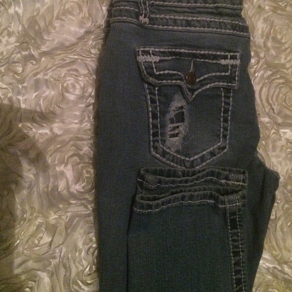 Jeans - Picture 3 of 4