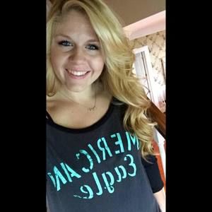 Meet your Posher, Katelyn