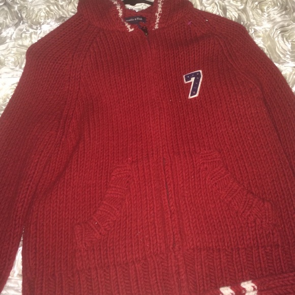 Sweater - Picture 2 of 4