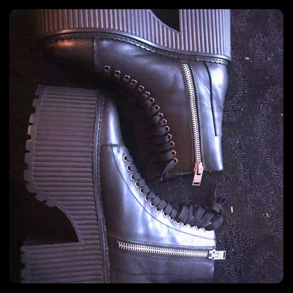 UNIF ERA BOOT W. SIZE 10 (runs small)