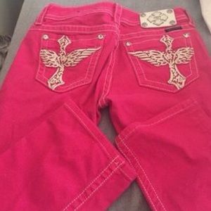 Size 28 hot pink miss me capris! New without tags!