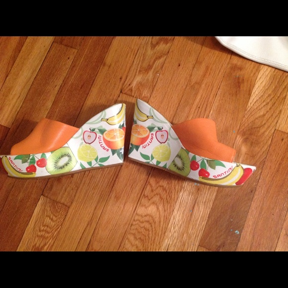 Shoes design in Italy