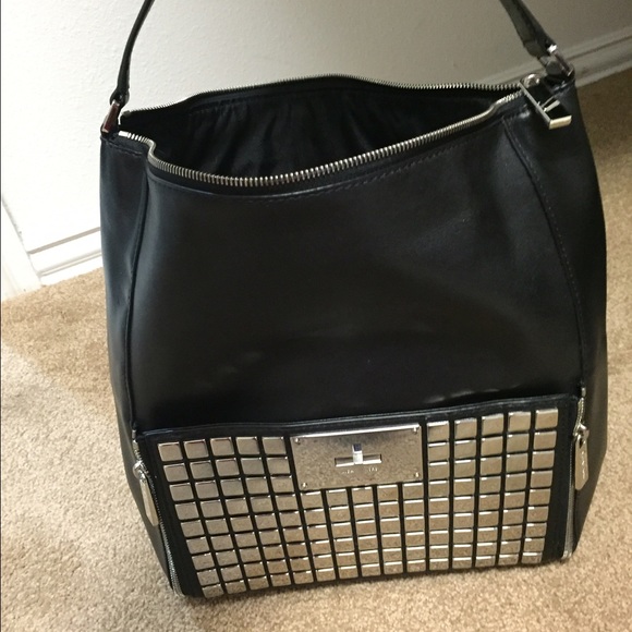 Michael Kors bag Clear out sale 💫💫 - Picture 3 of 4