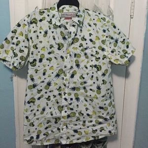 Empyre pineapple button up(ALWAYS OPEN TO OFFERS)