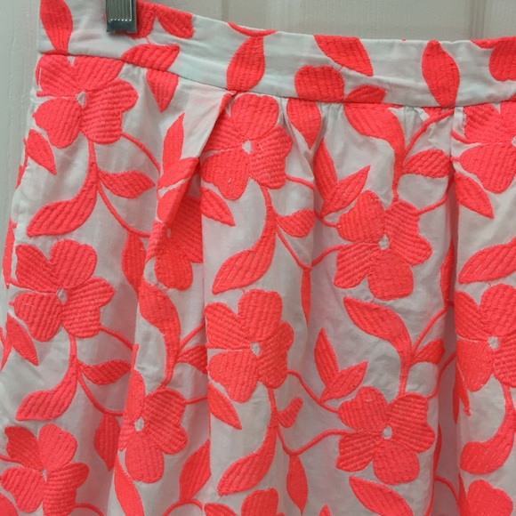 SOLD J. Crew Floral Embroidered Skirt Pink White - Picture 3 of 4