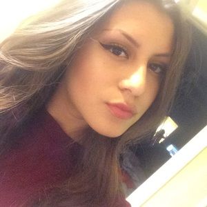 Meet your Posher, Samantha